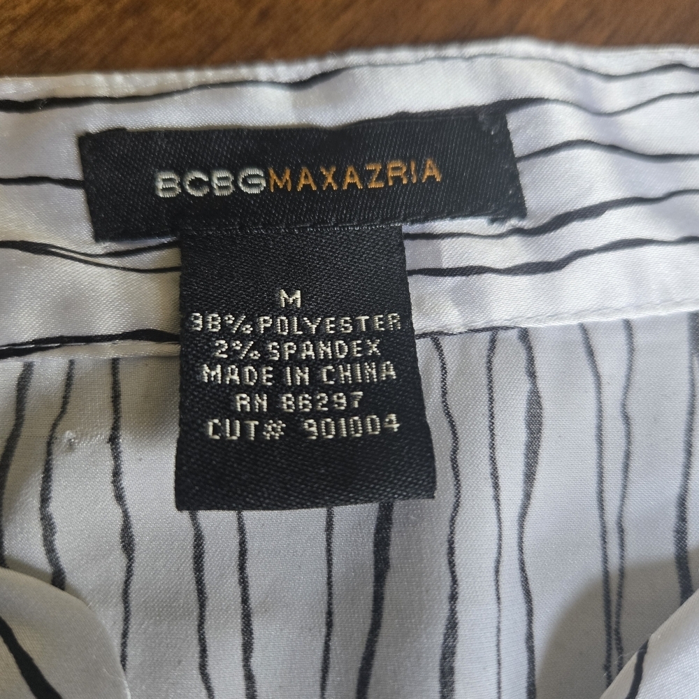 BCBG Maxazria Striped White and Black Women's Top. Size M - Picture 4 of 10